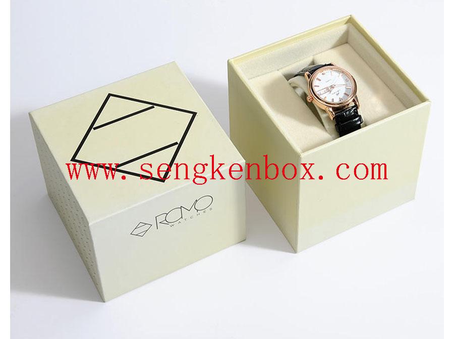 Papierowe pudełko na zegarek na rękę