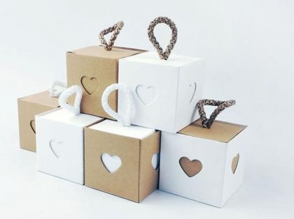 White And Brown Split-Level Small Box