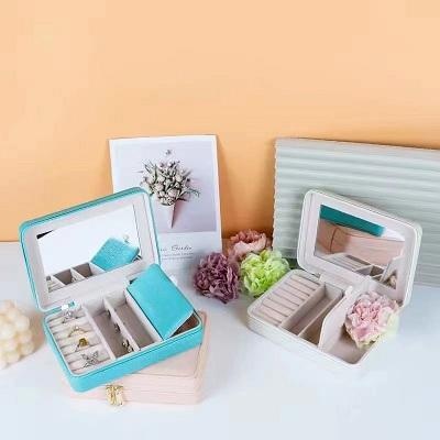 Wholesale Velvet Jewel Storage Box Exquisite Jewelry Case with Logo Design