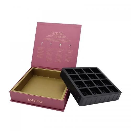 Sprzedaż OEM i ODM Custom high-end chocolate gift box with plastic tray