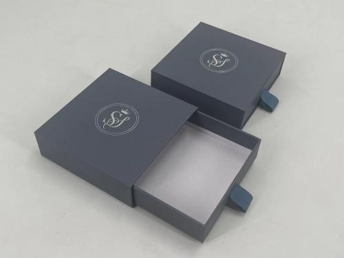 Sprzedaż OEM i ODM Luxury Black Matte Paper Box with Ribbon for Gift Packaging Jewel Box